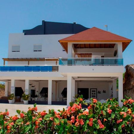 Hotel Capriccio Mare Y Restaurante ปุนตากานา ภายนอก รูปภาพ