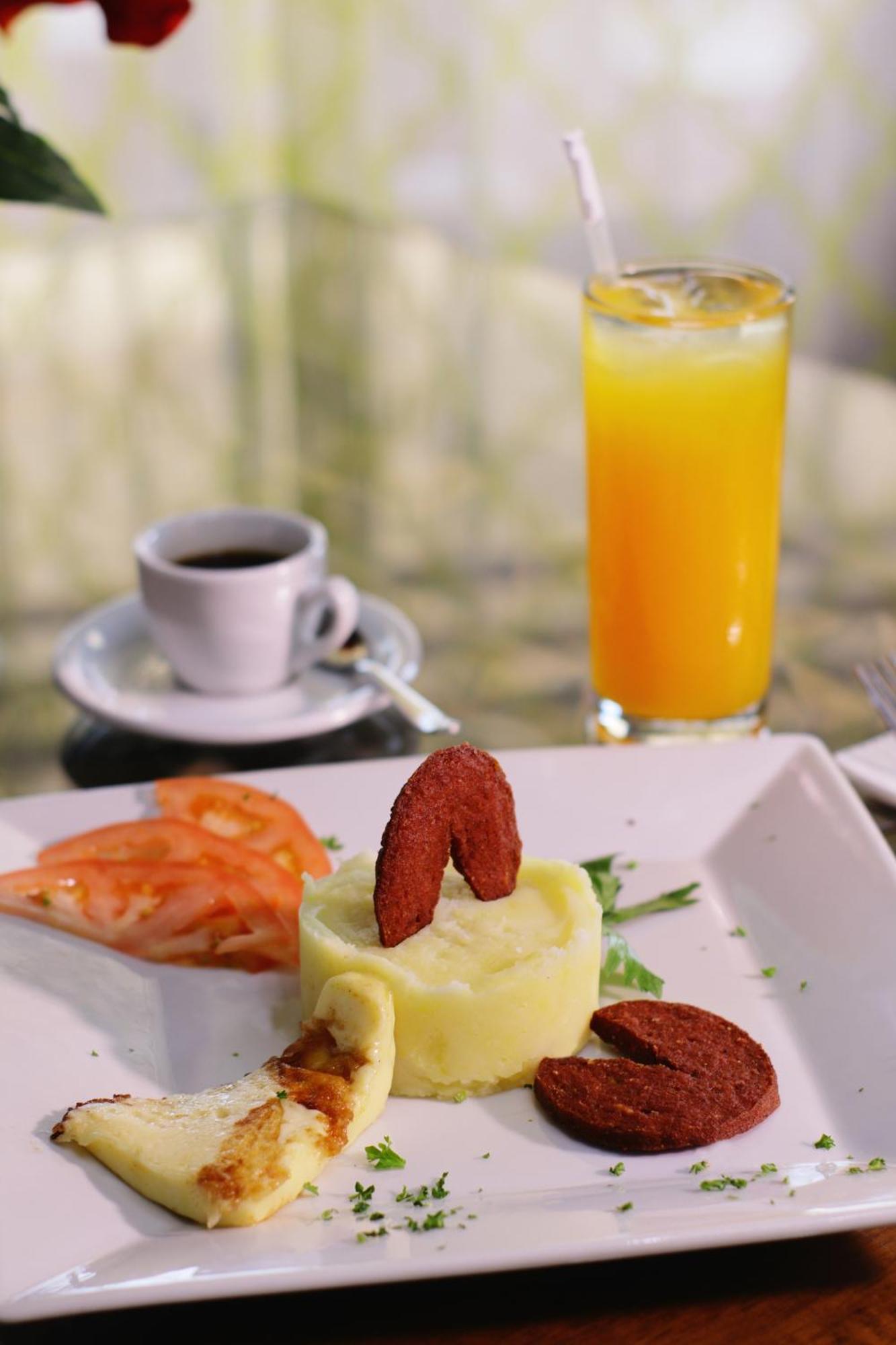 Hotel Capriccio Mare Y Restaurante ปุนตากานา ภายนอก รูปภาพ