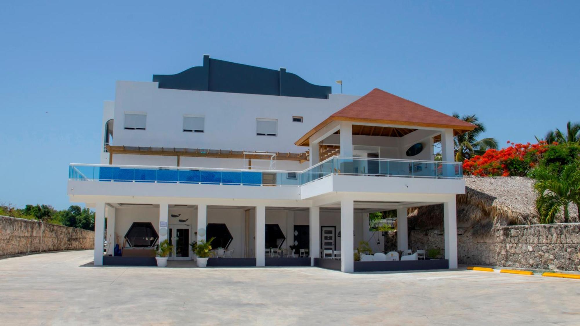 Hotel Capriccio Mare Y Restaurante ปุนตากานา ภายนอก รูปภาพ