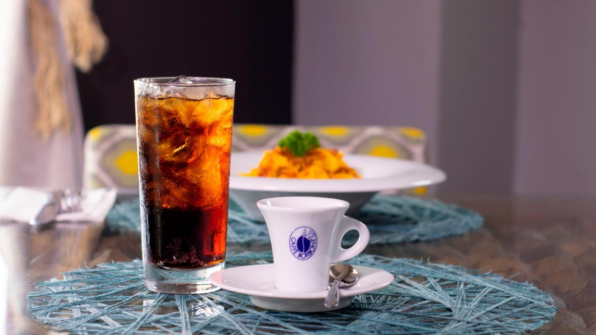 Hotel Capriccio Mare Y Restaurante ปุนตากานา ภายนอก รูปภาพ